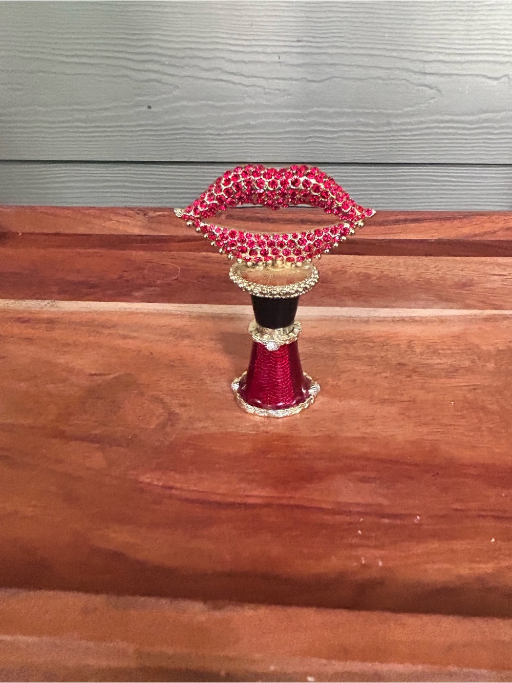 Olivia Riegel - Ruby Luscious Lips Swarovski Crystal Bottle Stopper and Stand